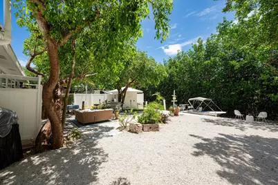 7 Barcelona Drive, Big Coppitt, FL 33040 - Photo 23