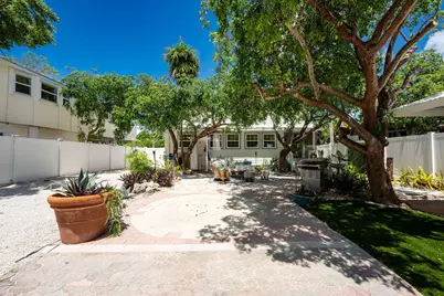 7 Barcelona Drive, Big Coppitt, FL 33040 - Photo 15