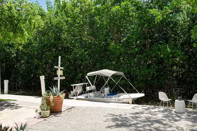 7 Barcelona Drive, Big Coppitt, FL 33040 - Photo 21