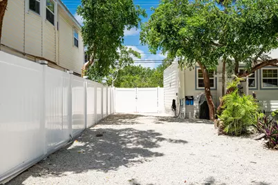 7 Barcelona Drive, Big Coppitt, FL 33040 - Photo 17