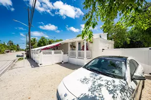 7 Barcelona Dr, Big Coppitt, FL 33040 - Photo 77