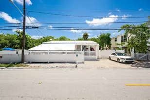 7 Barcelona Dr, Big Coppitt, FL 33040 - Photo 79