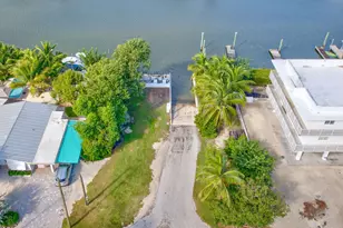 223 Treasure Harbor Dr, Islamorada, FL 33036 - Photo 45