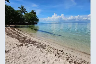 134 S Bay Harbor Drive, Key Largo, FL 33037 - Photo 1