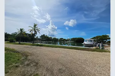 134 S Bay Harbor Drive, Key Largo, FL 33037 - Photo 13