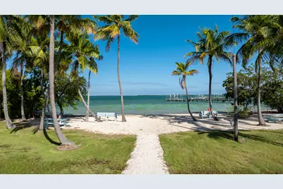 134 S Bay Harbor Drive, Key Largo, FL 33037 - Photo 25
