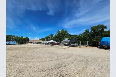 134 S Bay Harbor Drive, Key Largo, FL 33037 - Photo 11