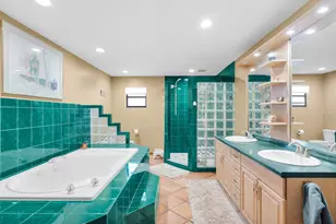 323 Bayview Ave, Key Largo, FL 33037 - Photo 13