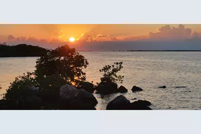 323 Bay View Avenue, Key Largo, FL 33037 - Photo 37