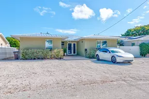 304 2nd Terrace, Key Largo, FL 33037 - Photo 3