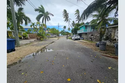 77 S 77 Conch Avenue, Duck Key, FL 33050 - Photo 3