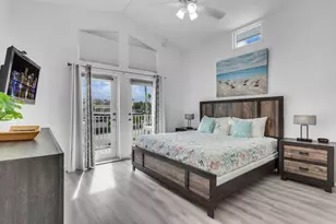 350 E Ocean Dr, Key Colony, FL 33051 - Photo 17