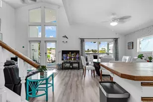 350 E Ocean Dr, Key Colony, FL 33051 - Photo 11