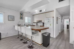 340 E Ocean Dr, Key Colony Beach, FL 33051 - Photo 7