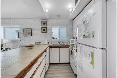 340 E Ocean Drive #0, Key Colony Beach, FL 33051 - Photo 9