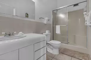 340 E Ocean Dr, Key Colony Beach, FL 33051 - Photo 19