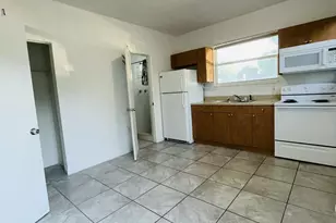 195 Gardenia St, Tavernier, FL 33070 - Photo 7