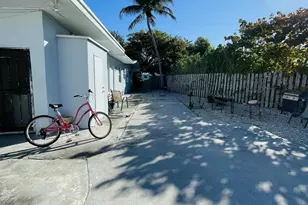 195 Gardenia St, Tavernier, FL 33070 - Photo 25