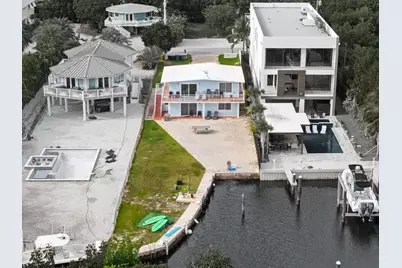 127 Seaside Avenue, Key Largo, FL 33037 - Photo 3