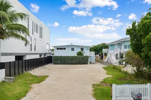 127 Seaside Ave, Key Largo, FL 33037 - Photo 29