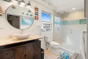 311 Buttonwood Cir, Key Largo, FL 33037 - Photo 15