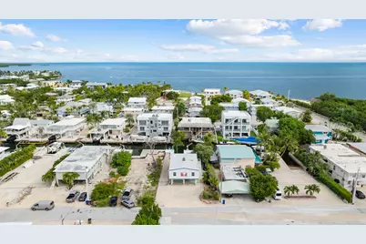 311 Buttonwood Circle, Key Largo, FL 33037 - Photo 35