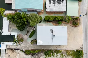 311 Buttonwood Cir, Key Largo, FL 33037 - Photo 31