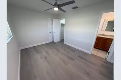 435 Collins Street #Upstairs Only, Key Largo, FL 33037 - Photo 11