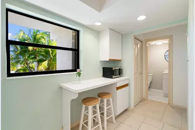 601 W Ocean Drive #411C, Key Colony, FL 33051 - Photo 9