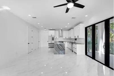 50 Transylvania Avenue, Key Largo, FL 33037 - Photo 9