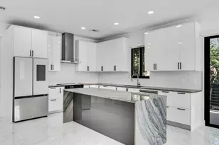 50 Transylvania Ave, Key Largo, FL 33037 - Photo 11