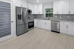 203 Antigua Rd, Tavernier, FL 33070 - Photo 9