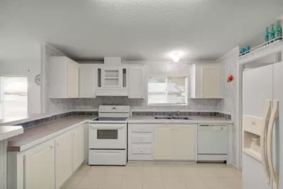 222 Cuba Road, Tavernier, FL 33037 - Photo 15