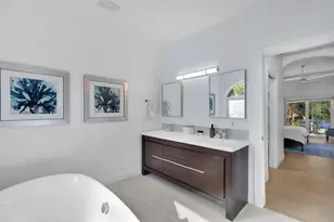 125 13th St, Key Colony, FL 33051 - Photo 29