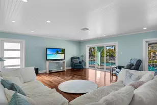 232 W Seaview Dr, Duck Key, FL 33050 - Photo 43