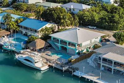 232 W Seaview Drive, Duck Key, FL 33050 - Photo 9