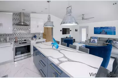 1016 Gibraltar Road, Key Largo, FL 33037 - Photo 13