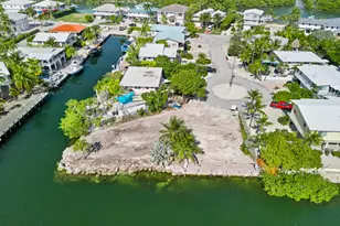 120 Captains Ct, Tavernier, FL 33070 - Photo 3