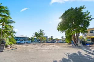 120 Captains Ct, Tavernier, FL 33070 - Photo 15