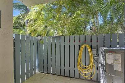 87200 Overseas Highway #M2, Islamorada, FL 33036 - Photo 23