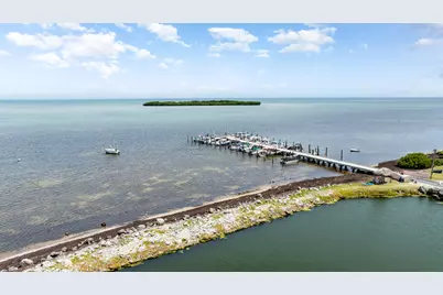 946 S Topaz Avenue, Key Largo, FL 33037 - Photo 9