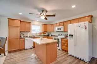 31036 Ave J, Big Pine, FL 33043 - Photo 5