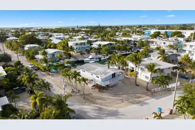 203 Bessie Road, Tavernier, FL 33070 - Photo 3