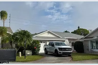 881 Franklin Circle, Palm Harbor, FL 34683 - Photo 1