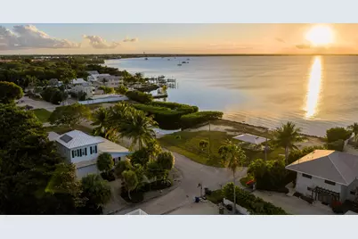 65 Tarpon Avenue, Key Largo, FL 33037 - Photo 13