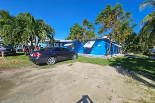 908 66th St, Marathon, FL 33050 - Photo 11