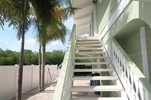 213 Aberdeen Ct, Tavernier, FL 33070 - Photo 9