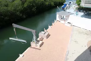 213 Aberdeen Ct, Tavernier, FL 33070 - Photo 3