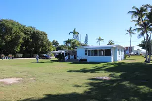 180 Harborview Dr, Tavernier, FL 33070 - Photo 9