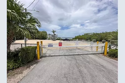 319 Woods Avenue, Tavernier, FL 33070 - Photo 19